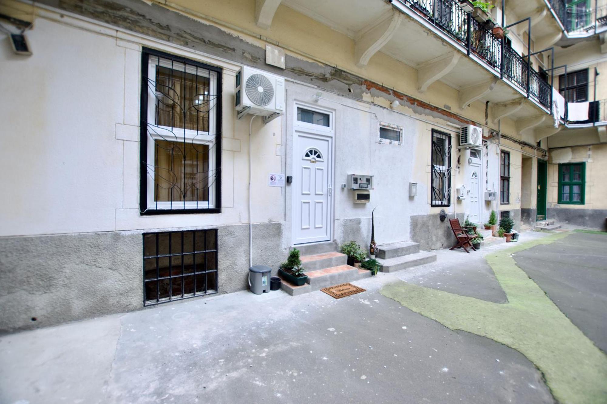 Apartment By Hi5- Rozsa Street Budapest