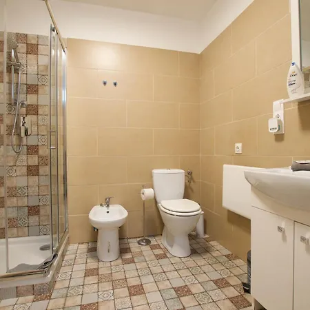 בודפשט Studio Apartment By Hi5- Rozsa Street מראה חיצוני תמונה